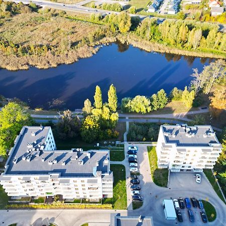 Bella Vista - 3Pok, 5 Lozek, Centrum, Parking, Winda, Widok Na Rzeke, Netflix Ілава Екстер'єр фото